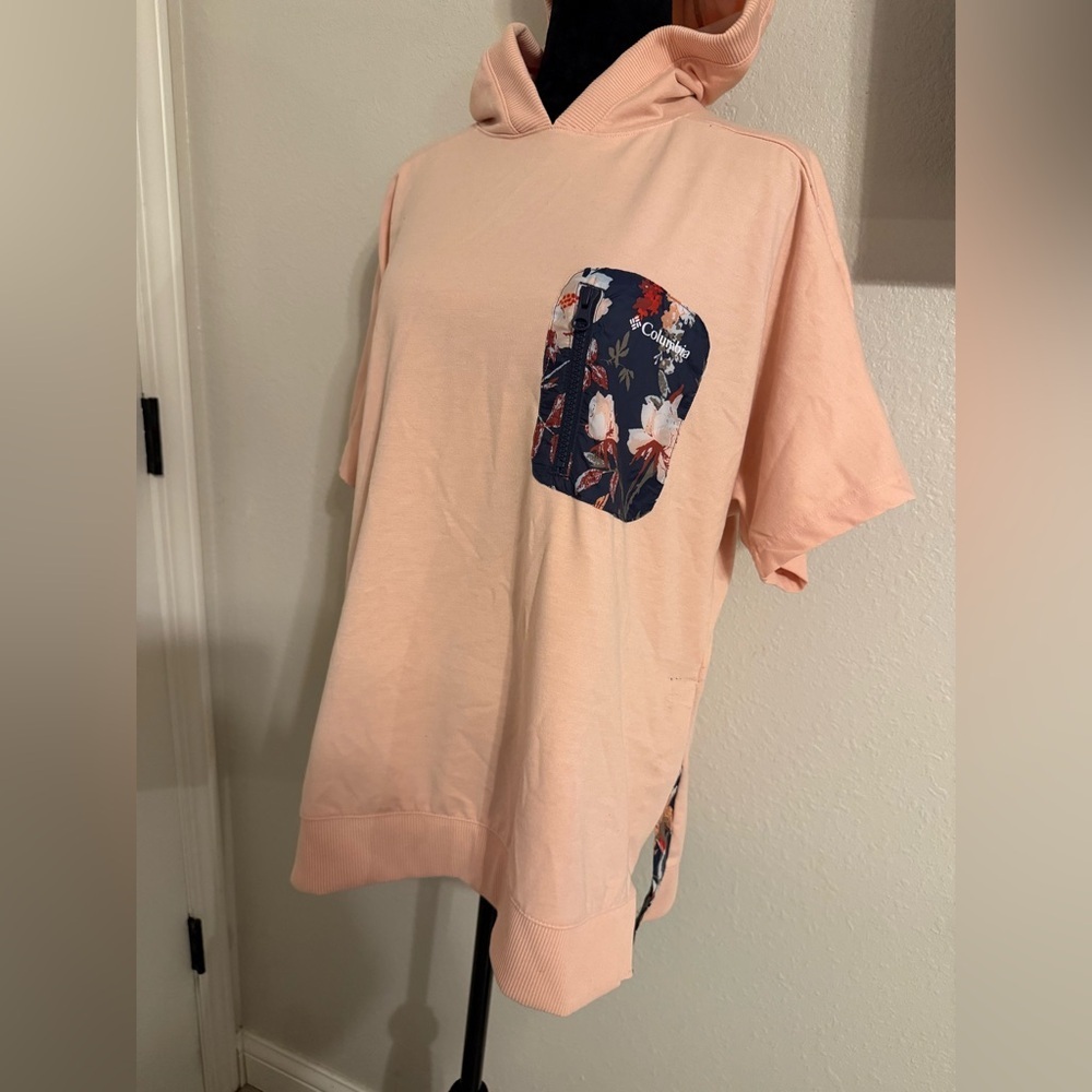 Columbia Soft Peach Hooded Shirt